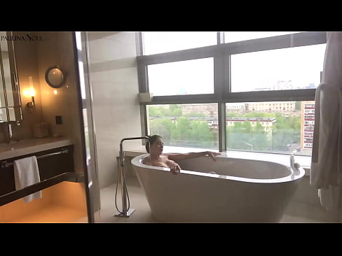 ❤️ Enorm Babe Leidenschaftlech ruckelt hir Muschi am Buedzëmmer ️❌ Super Porn bei eis