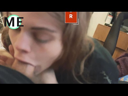 ❤️ Hals Dick, zerräissen Strumpfhosen an zerräissen Fersen schéin ze treffen ️❌ Super Porn bei eis